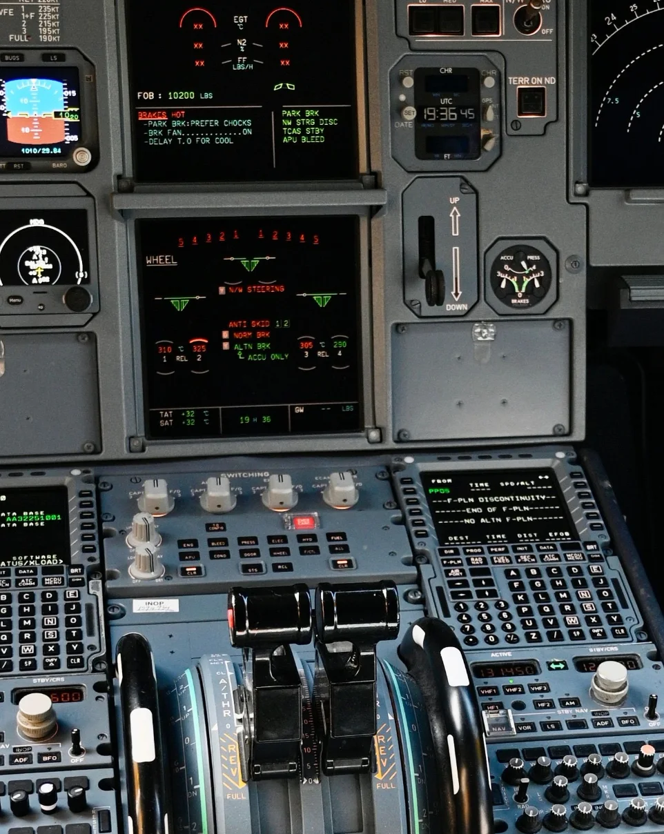 SimViz Labs FMS simulator cockpit